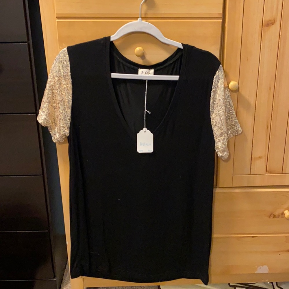 Short sleeve shirt